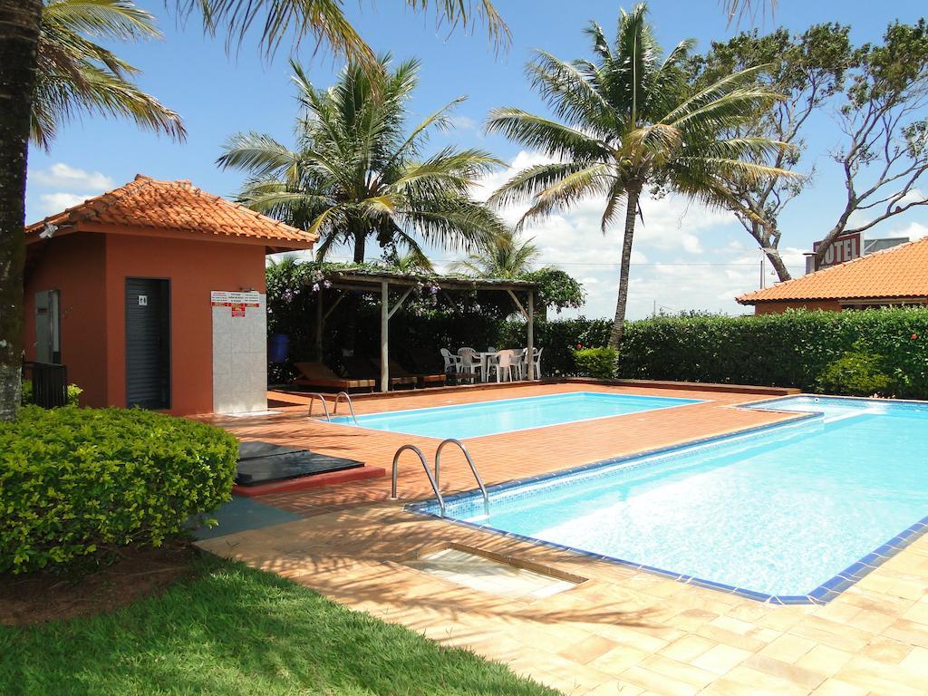 Hotel Pousada Vale Do Sol Em Pompéia Eksteriør billede