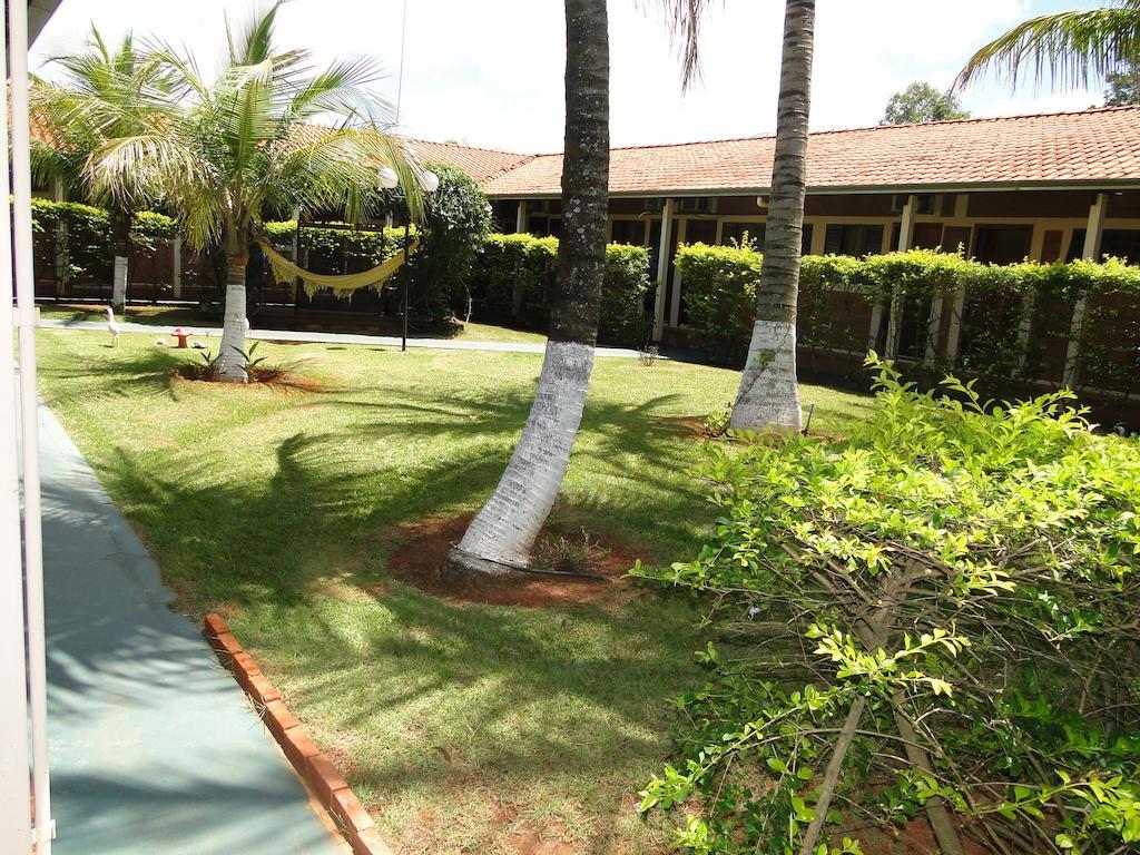 Hotel Pousada Vale Do Sol Em Pompéia Eksteriør billede