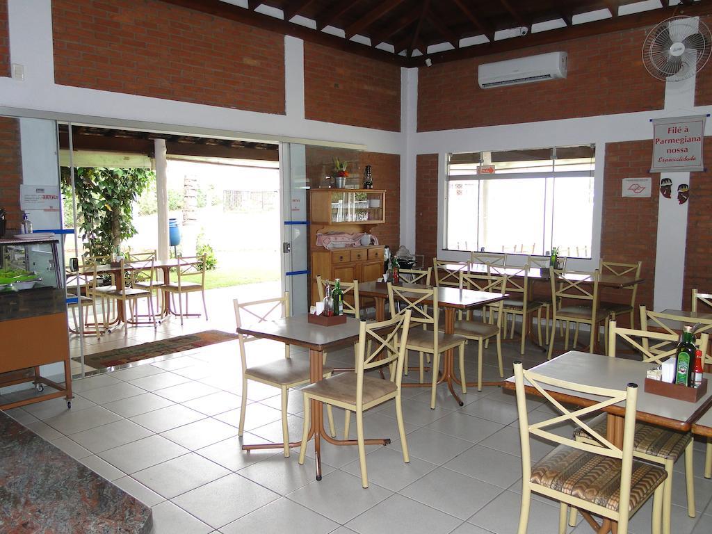 Hotel Pousada Vale Do Sol Em Pompéia Eksteriør billede