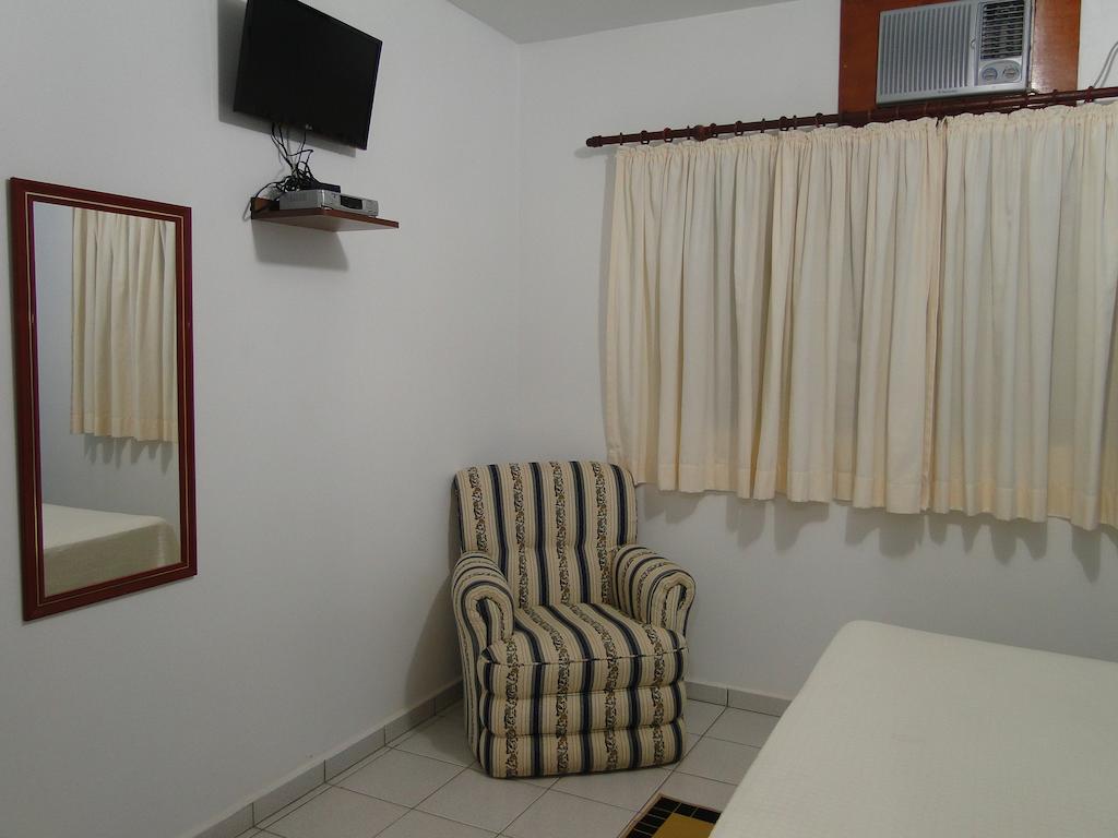 Hotel Pousada Vale Do Sol Em Pompéia Værelse billede