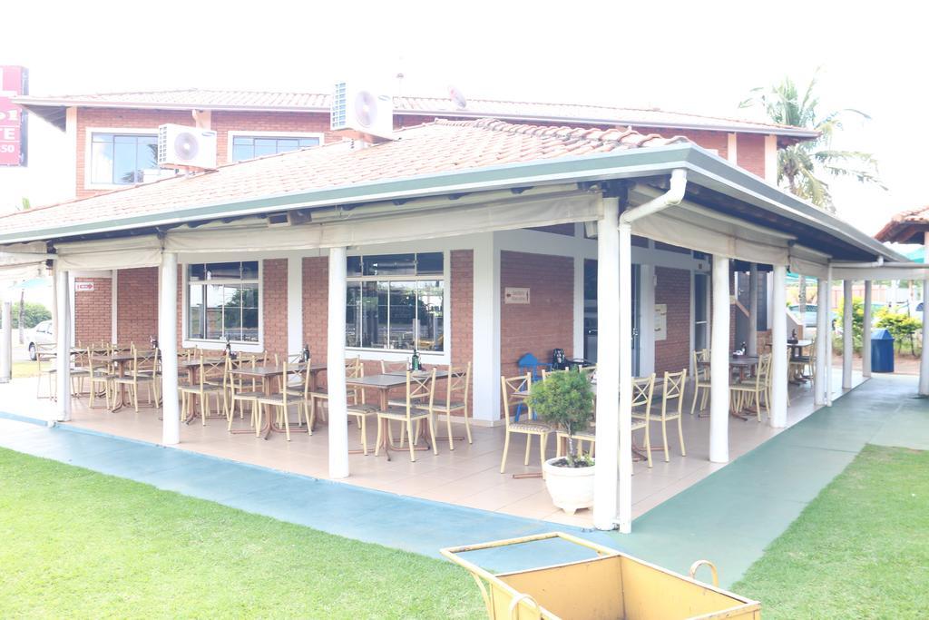 Hotel Pousada Vale Do Sol Em Pompéia Eksteriør billede